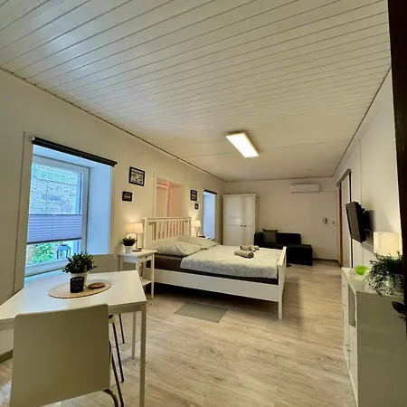 Appartement Altenschoenbach *